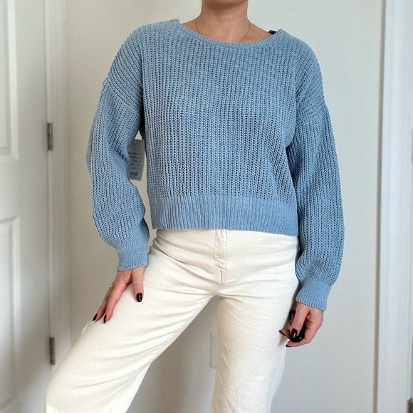 Knot Back with Lace Up Design Pullover Sweater - Picture 2 of 10